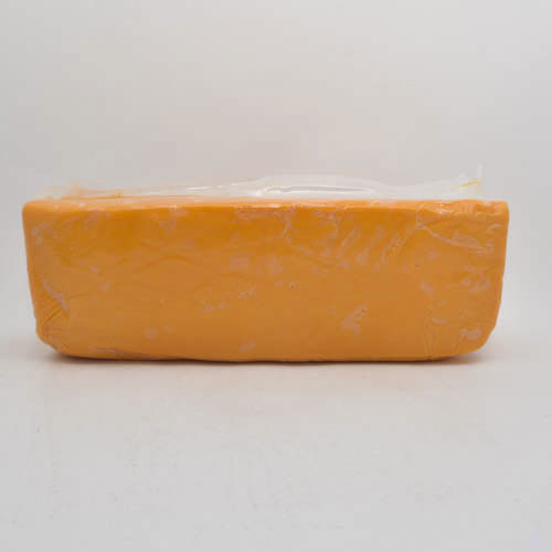 Cheddar colored block 2 kg (RW)